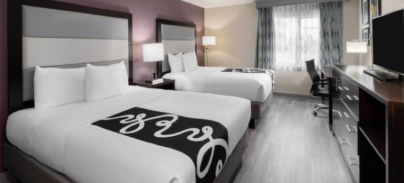 柯林斯堡拉昆塔温德姆酒店(La Quinta Inn by Wyndham Fort Collins)图片