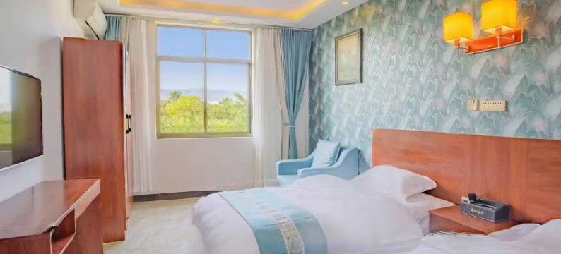 弥勒爱湖酒店(湖泉生态园红河水乡店)图片