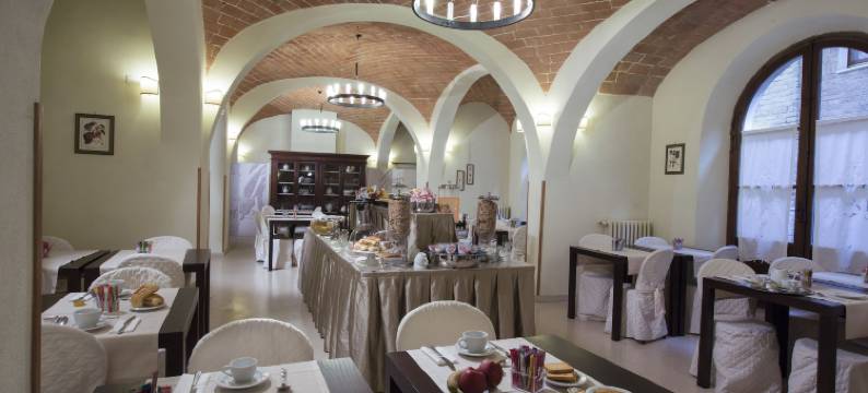 阿尔玛多莫斯酒店(Hotel Alma Domus)图片