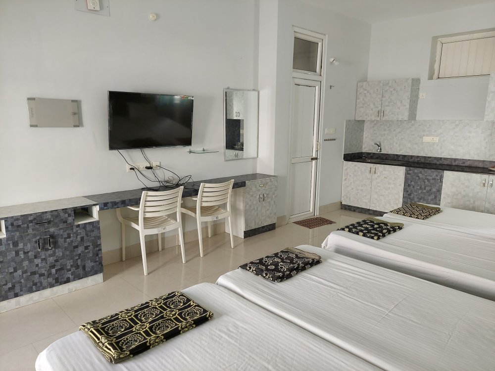 Quiet Home PondyOver view