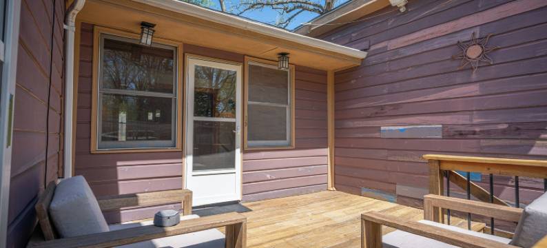 雪松木旅馆(CedarWood Inn)图片