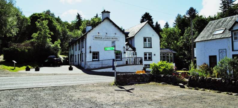 凯利桥酒店(Bridge of Cally Hotel)图片