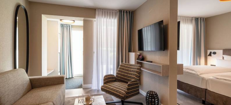 伽尼斯加罗斯公园酒店(Hotel am Schlosspark Garni)图片