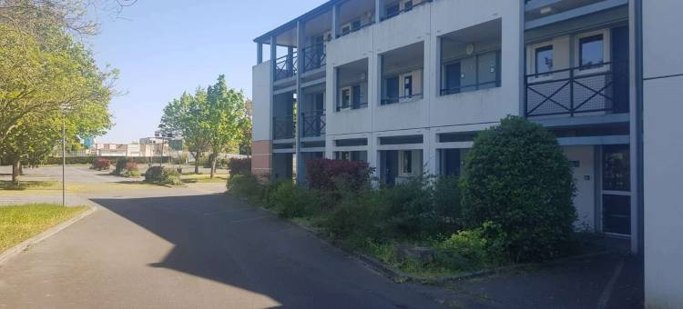 普瓦捷2号观测未来民宿酒店(Kyriad Direct Poitiers  - Gare du Futuroscope)图片