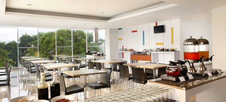 塞乐彭阿马里斯酒店(Amaris Hotel Serpong Tangerang)图片