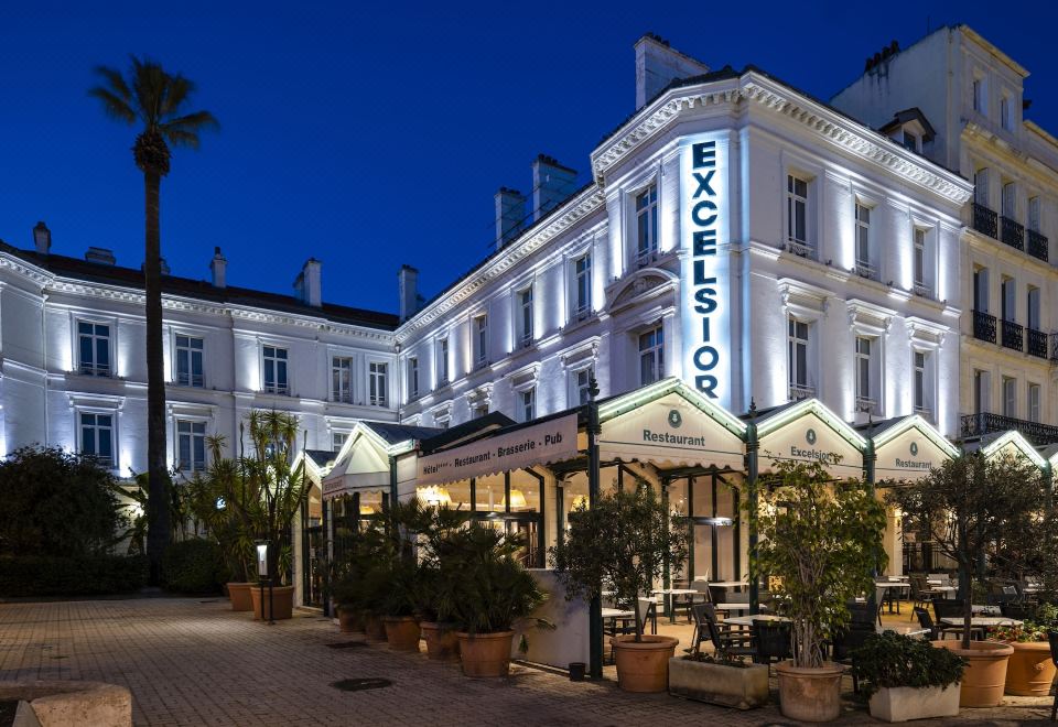 Excelsior Hotel Overview