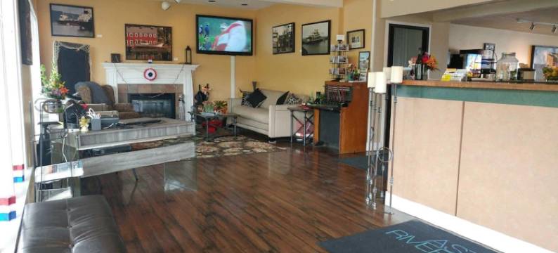 阿斯托里亚河滨旅馆(Astoria Riverwalk Inn)图片