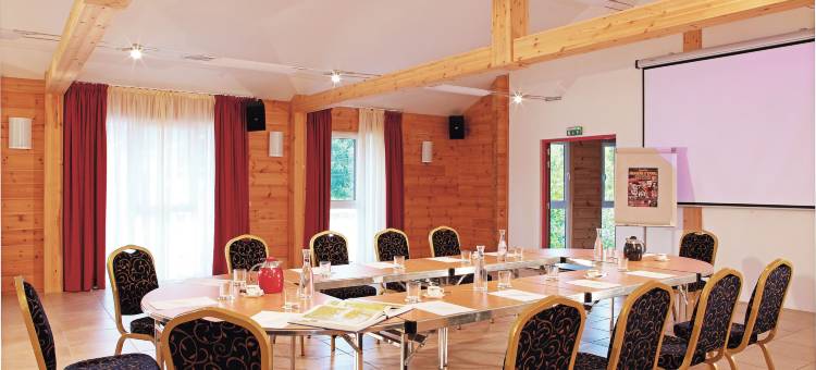 洛吉斯湖泊酒店及餐厅(Logis Hôtel & Restaurant des Lacs)图片