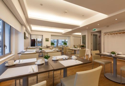 Hotel SimonciniHotel Overview