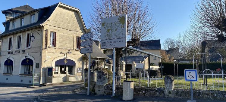 贝尔维酒店(Logis Hotel Bellevue Restaurant la Pomme d'Or)图片