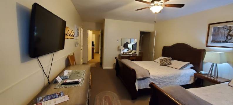 莱克伍德旅馆(Lakewood Lodge & Restaurant)图片