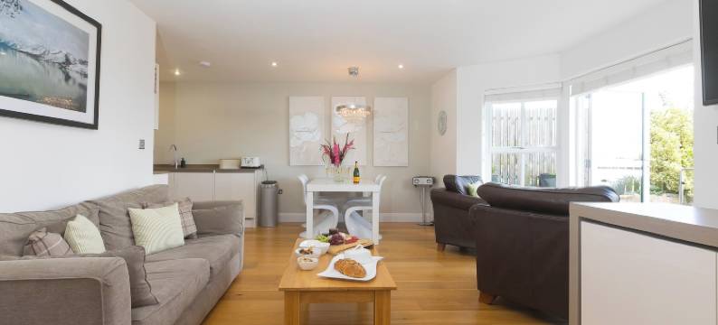 四季2号(2 Four Seasons)图片