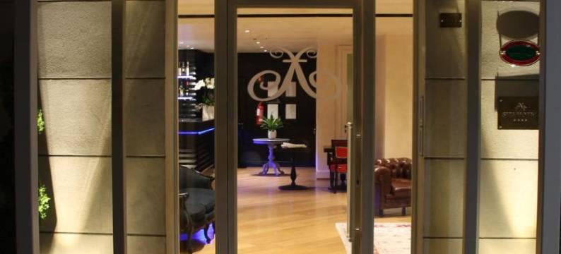 斯里酒店(Siri Hotel)图片