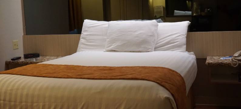 托纳万达中心路酒店(CenterWay Hotel Tonawanda)图片