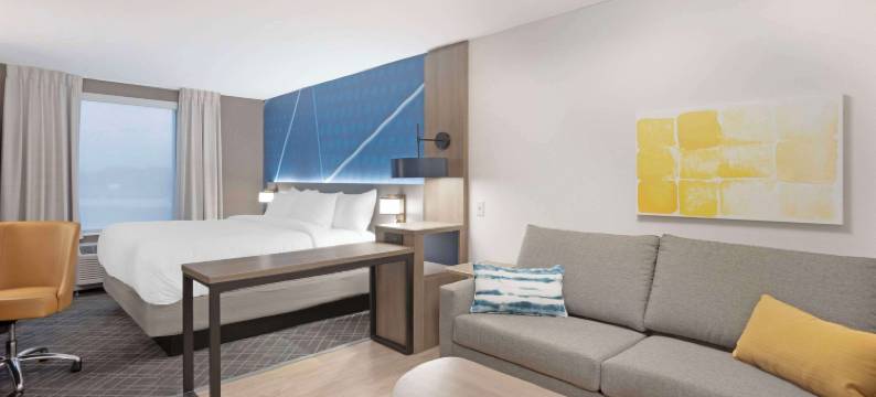 位于US-60的山林格罗夫舒适酒店及套房(Comfort Inn & Suites US-60)图片