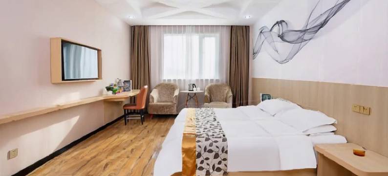 靓靓·民宿(开封清明上河园星光天地店)图片