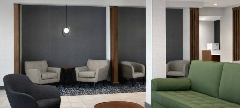 赛克斯顿费尔菲尔德套房酒店(Fairfield by Marriott Inn & Suites Sikeston)图片