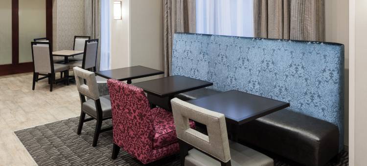 韦斯特福德切姆斯福德欢朋套房酒店(Hampton Inn & Suites Westford-Chelmsford)图片