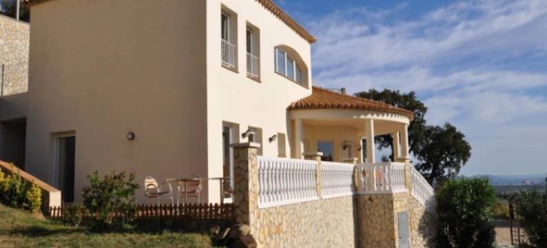 Holiday Home in Empuriabrava with Private Pool图片