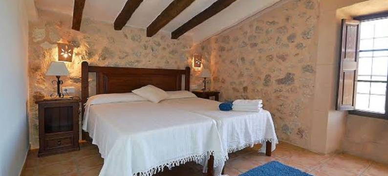 Farmhouse in Mallorca with Pool & Views图片