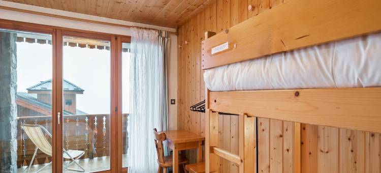 精美木屋(带阳台)(Magnificent chalet with balcony)图片