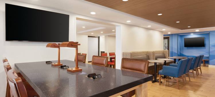 洛基山哈特福德南智选假日酒店(Holiday Inn Express Hartford South - Rocky Hill)图片