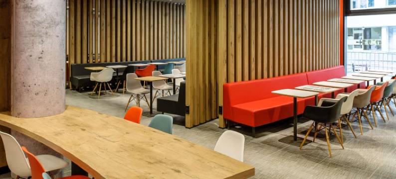 柏林库弗斯坦达姆宜必思新装修酒店(Ibis Berlin Kurfuerstendamm)图片