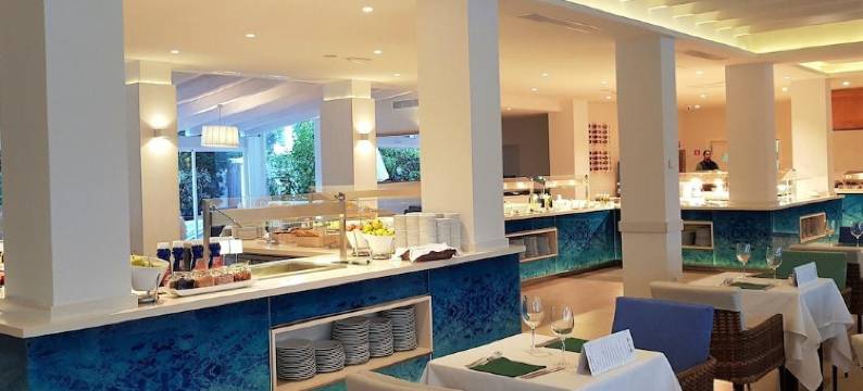 波多阿祖尔套房酒店(Puerto Azul Suite Hotel)图片