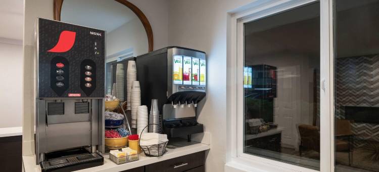 蒙特利市区戴斯酒店(Days Inn by Wyndham Monterey Downtown)图片