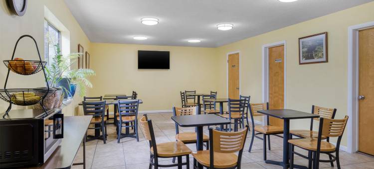 马塞纳贝斯特韦斯特舒尔住宿酒店(SureStay by Best Western Massena)图片