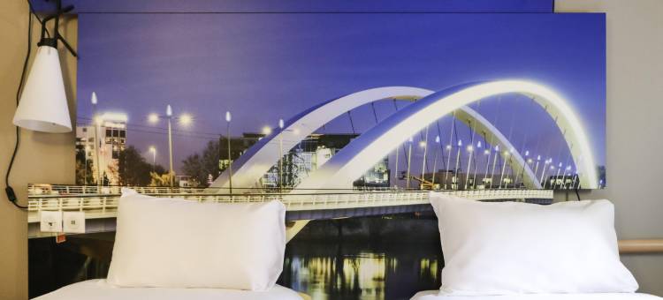 宜必思里昂 Gerland Rue Mérieux 酒店(Ibis Lyon Gerland Rue Mérieux)图片