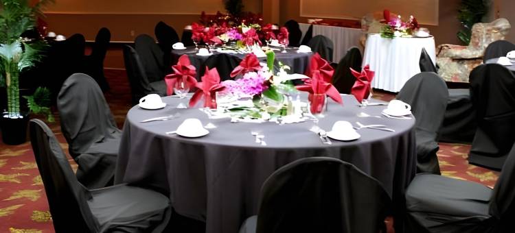 红狮罗格摄政梅德福机场酒店(Red Lion Hotel Rogue Regency Medford Airport)图片