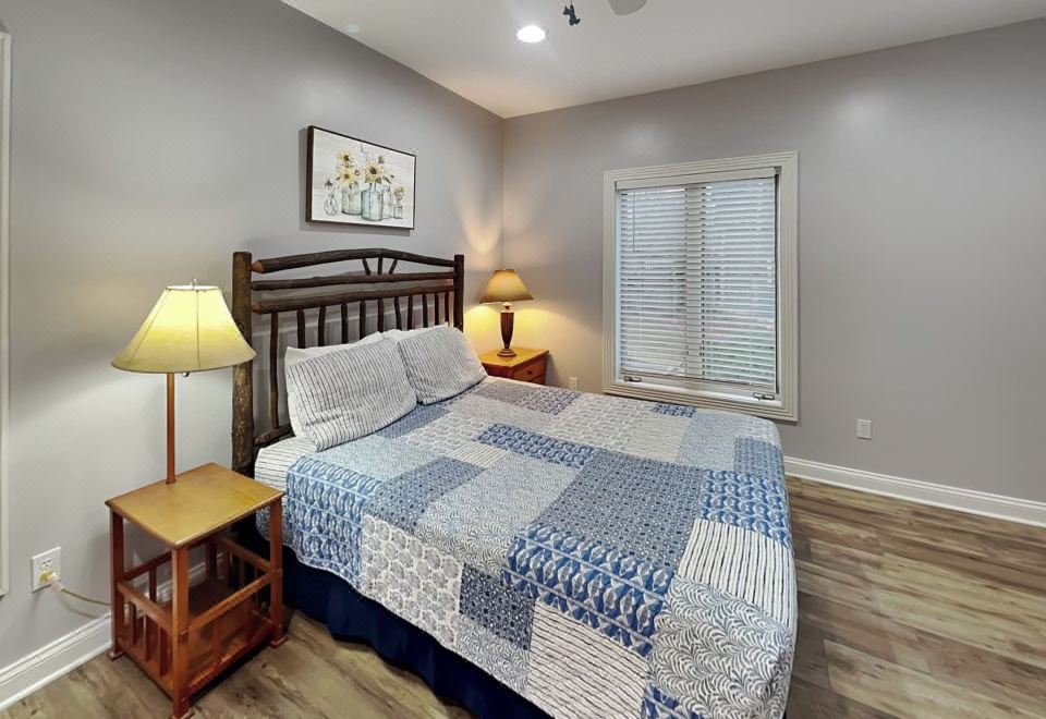 Loch Haven Hotel Overview