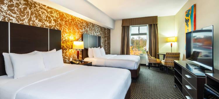 彼得华华品质酒店及套房(Quality Inn & Suites)图片