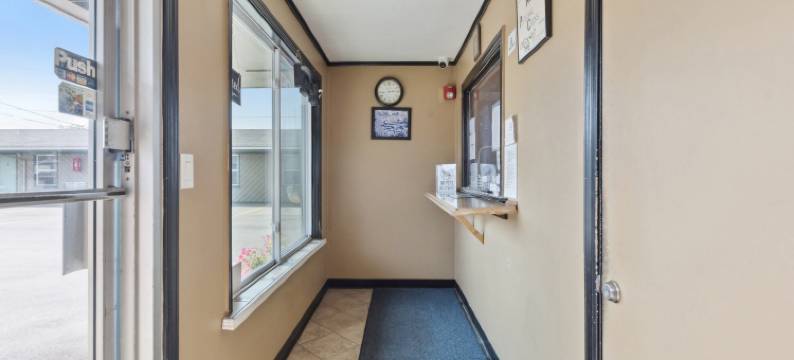 Curry’s 汽车旅馆 OYO 萨吉诺 MI(Curry’s Motel by OYO Saginaw MI)图片