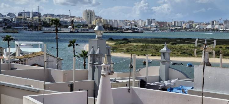 费拉古多河景露台别墅(River View Ferragudo Terrace Villa)图片