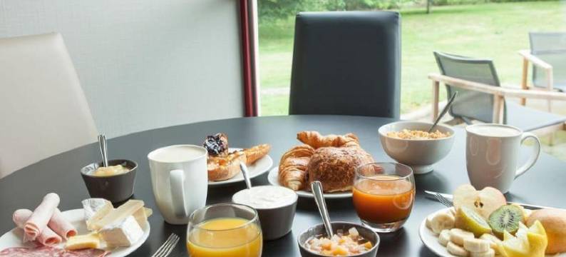 Brit Hotel Confort Bressuire图片