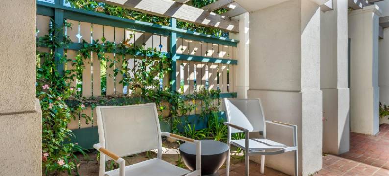 恩西纳贝斯特韦斯特优质套房酒店(Best Western Plus Santa Barbara)图片