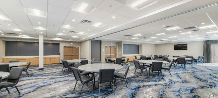 诺克斯维尔克林顿万豪万枫套房酒店(Fairfield Inn & Suites Knoxville Clinton)图片