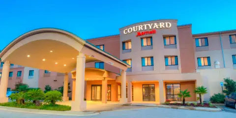 莫比爾戴弗妮/東海岸萬怡酒店