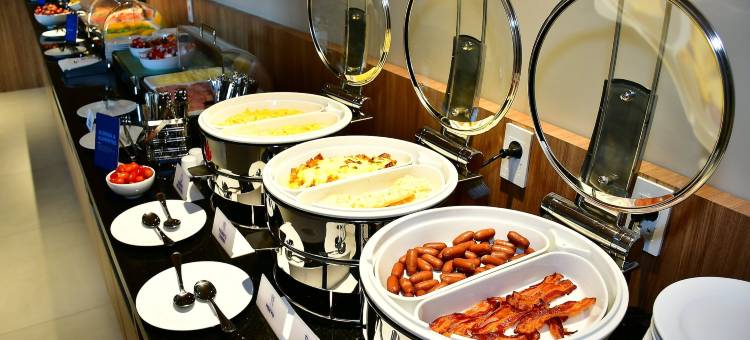 亚松森阿维亚多雷斯智选假日酒店(Holiday Inn Express ASUNCION AVIADORES by IHG)图片