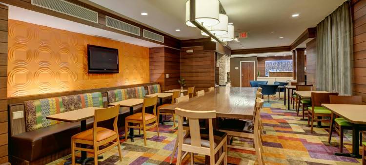 伍德布里奇万枫酒店及套房波托马克米尔斯(Fairfield Inn & Suites Potomac Mills Woodbridge)图片