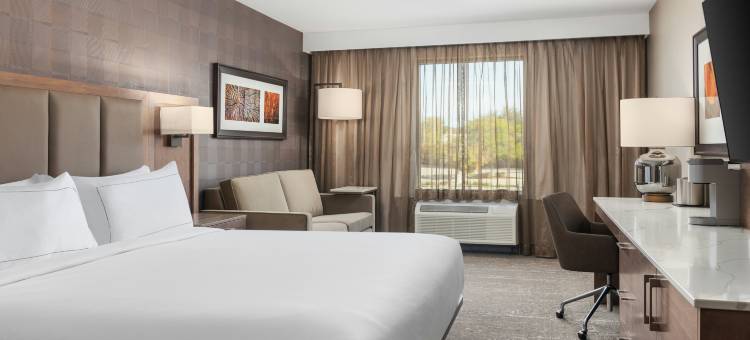 基奇纳希尔顿逸林酒店(DoubleTree by Hilton Kitchener)图片