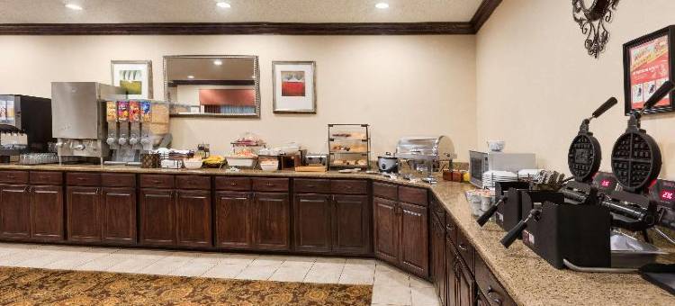 乡村酒店及套房酒店，由卡尔森，阿什维尔巴尔的摩广场(Country Inn & Suites by Radisson, Asheville at Asheville Outlet Mall, NC)图片