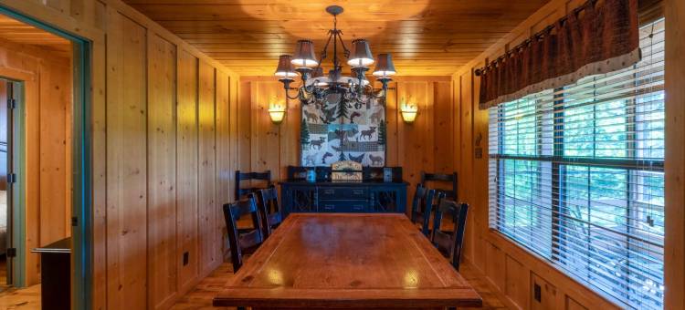 Cabins at Green Mountain图片