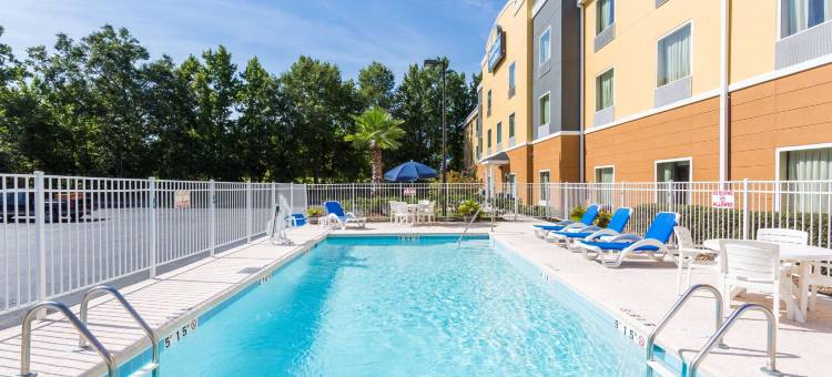 萨凡纳北I-95戴斯套房酒店(Days Inn & Suites by Wyndham Savannah North I-95)图片