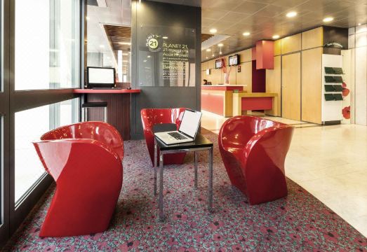 Ibis Roma Fiera Hotel Overview