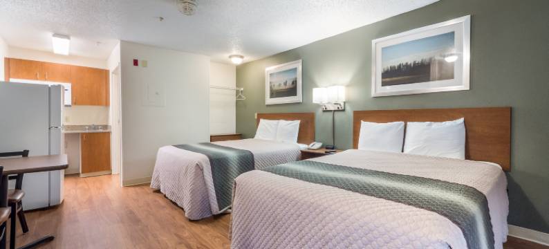 奥兰多南霍姆汤公寓(HomeTowne Studios Orlando South)图片