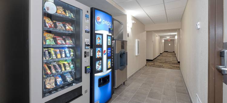 杰克逊维尔绍斯波因特红顶Plus酒店(Red Roof Plus+ Jacksonville - Southpoint)图片