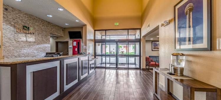 达拉斯西普莱诺凯艺酒店(Quality Inn West Plano - Dallas)图片